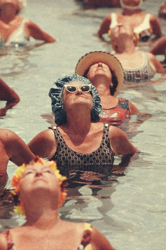 When bathing in the sun you need the best sunscreen to properly protect and nourish your skin.